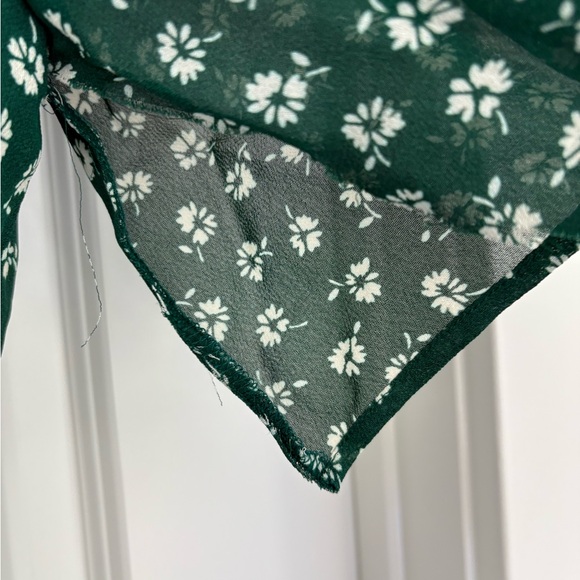 Reformation Lucky Ditsy Floral Wrap Dress Size M - Picture 10 of 13